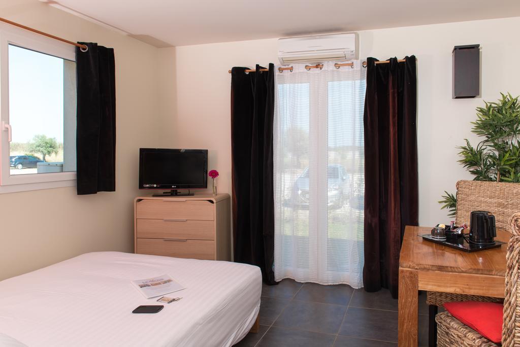 Hotel Domaine Le Milos Castries Exterior photo